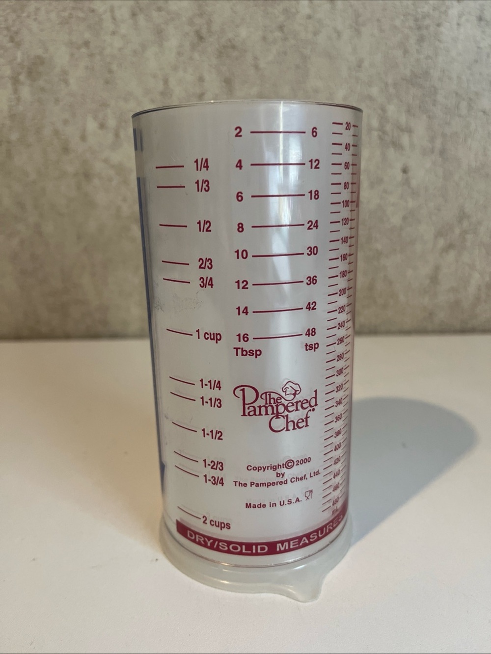 Pampered Chef Measure All Cup 2225 Adjustable Plunger Design, 2 Cup Capacity